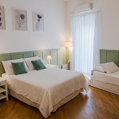 Sant'Eligio Apartments & Rooms Палермо Екстер'єр фото